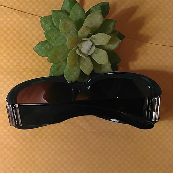 DANA BUCHMAN SUNGLASSES - Picture 5 of 8